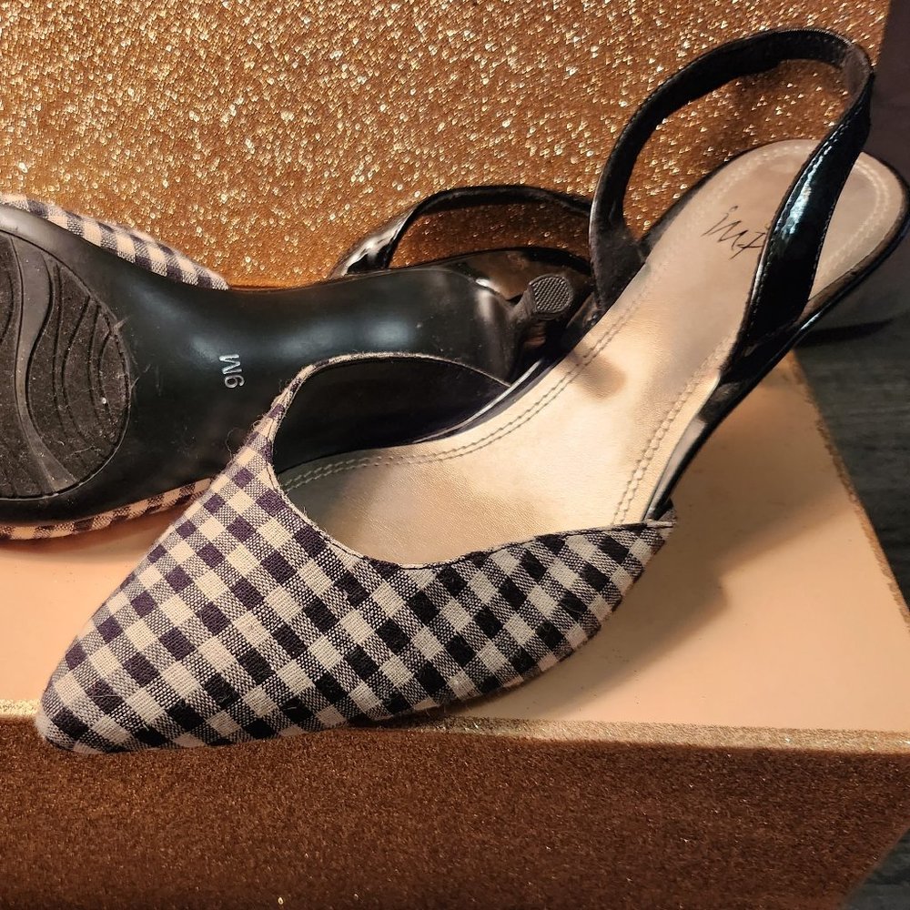 Shoes Size 9